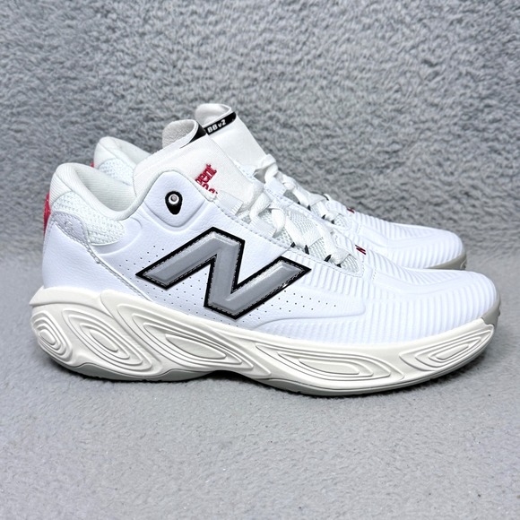 New Balance Fresh Foam BB V2 Mens Size 9.5 Basketball Shoes White Silver